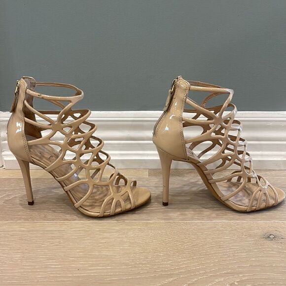 Aldo 6.5 Women’s shoe with a 4” heel. - Picture 2 of 7